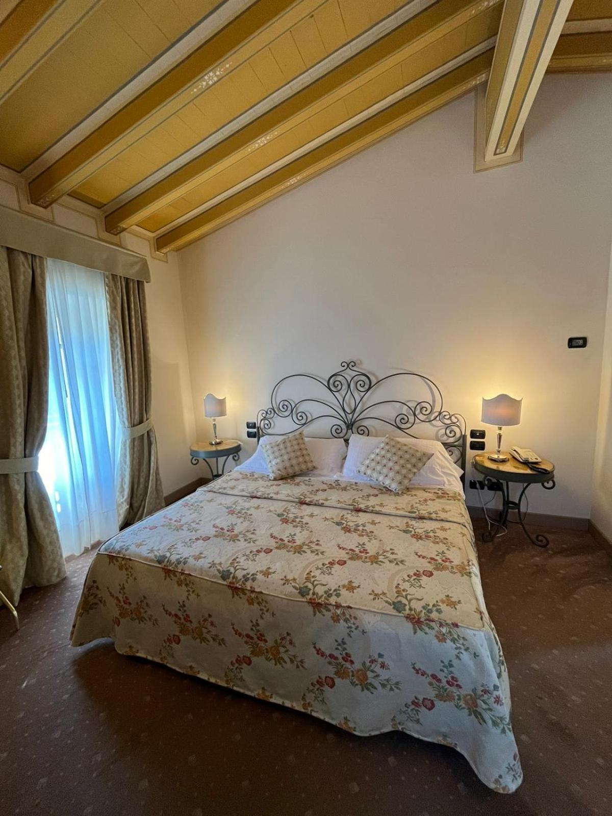 Romantik Hotel Relais Mirabella Iseo Esterno foto