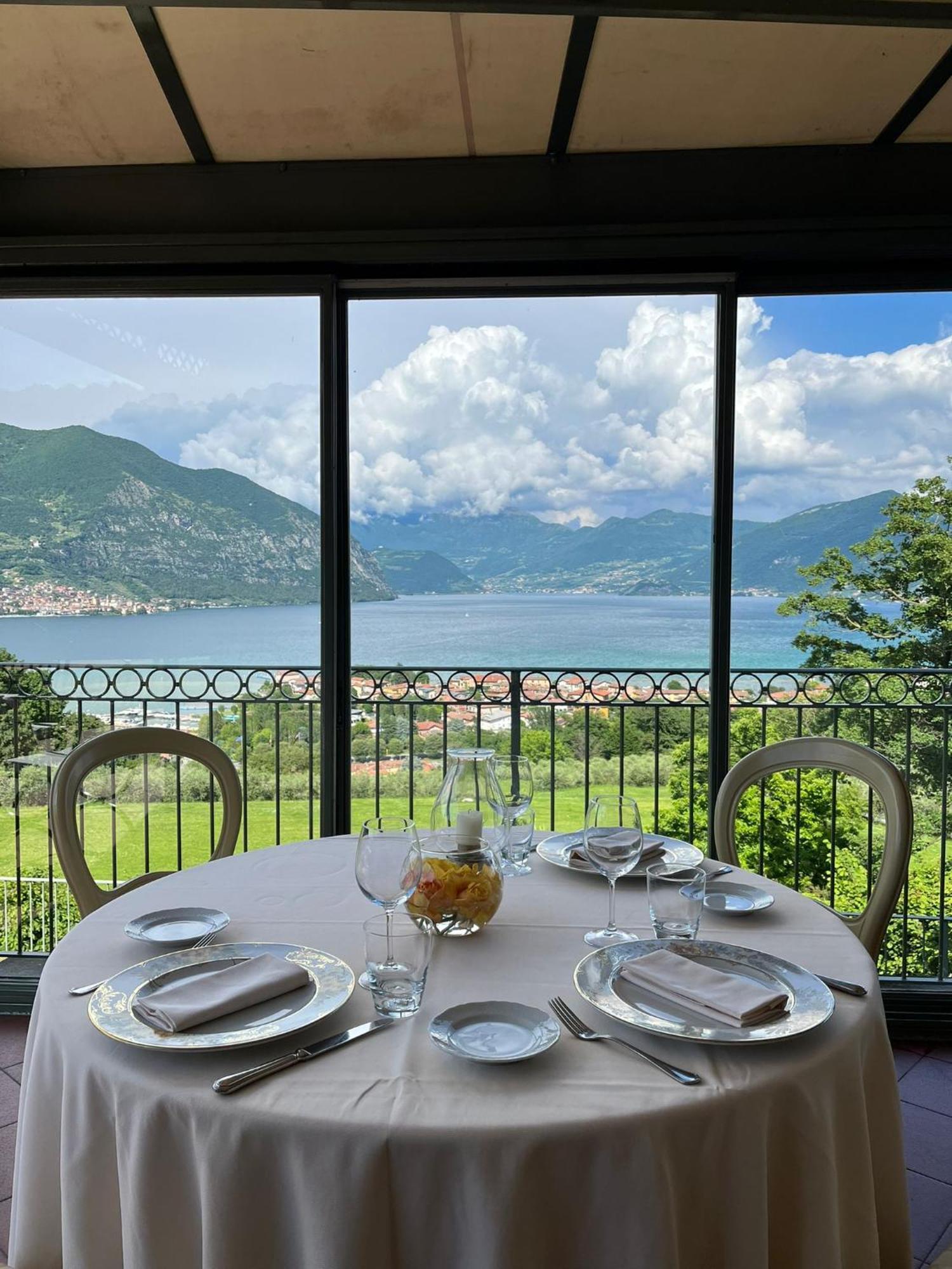 Romantik Hotel Relais Mirabella Iseo Esterno foto