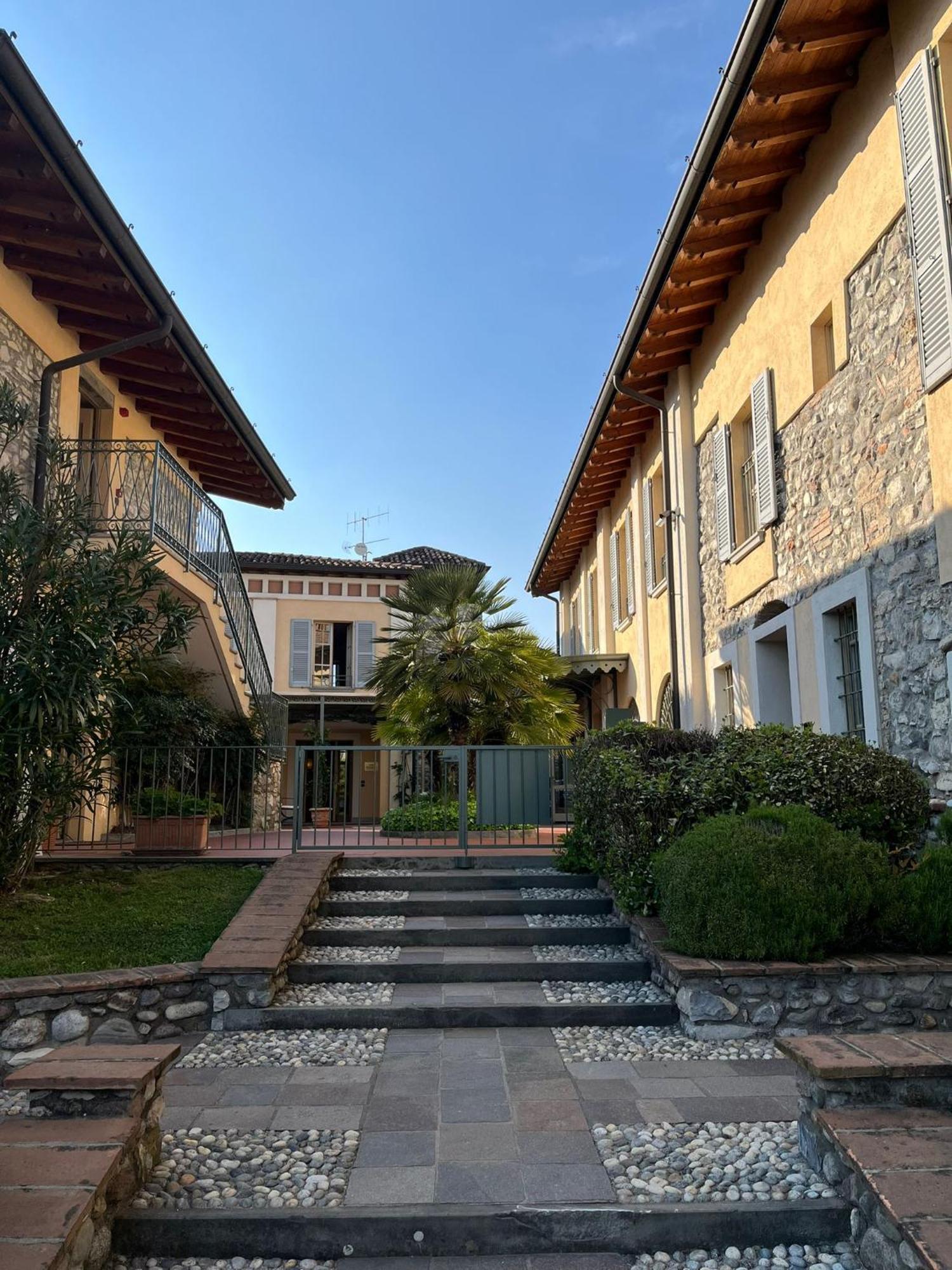 Romantik Hotel Relais Mirabella Iseo Esterno foto