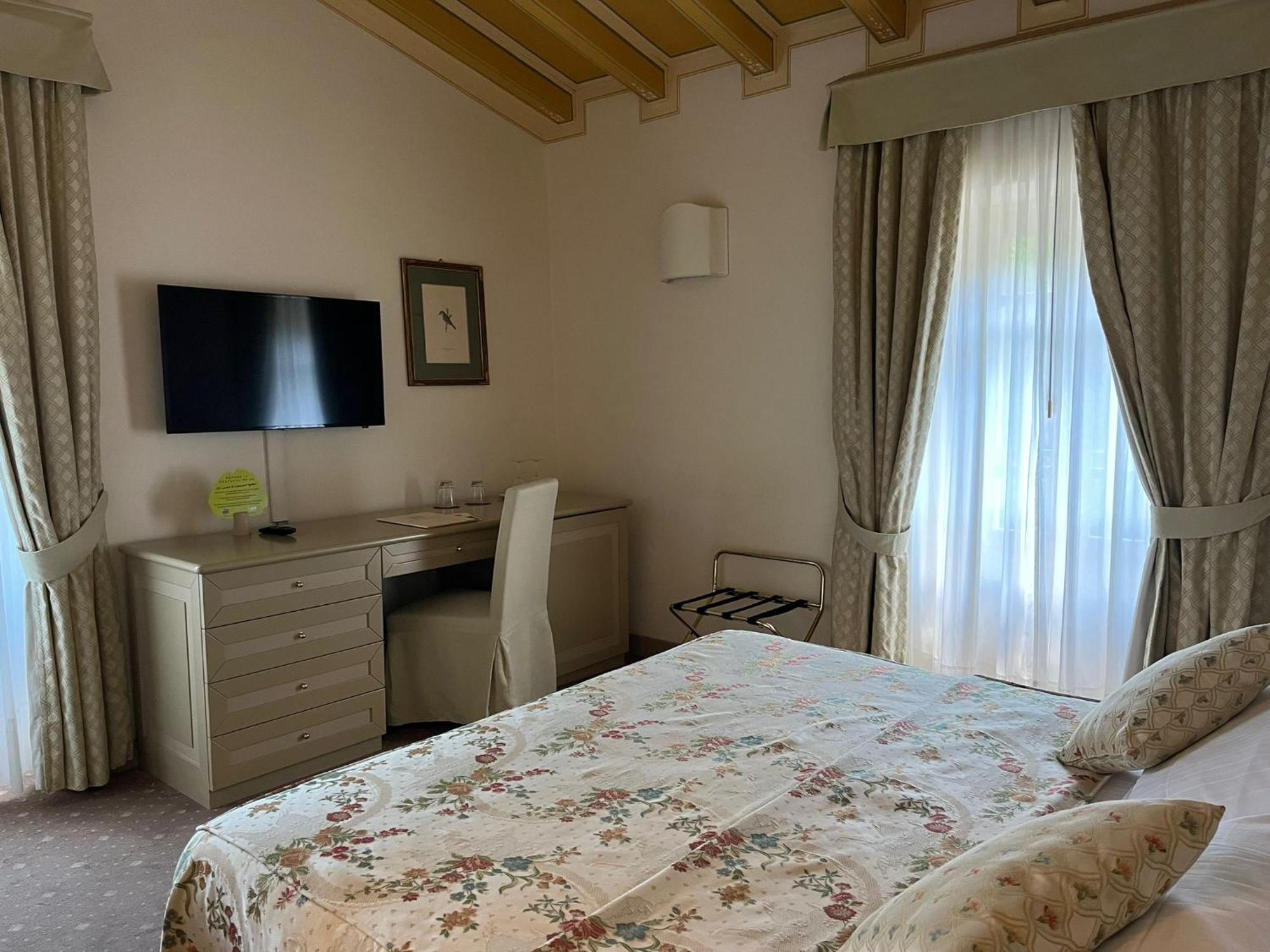 Romantik Hotel Relais Mirabella Iseo Esterno foto