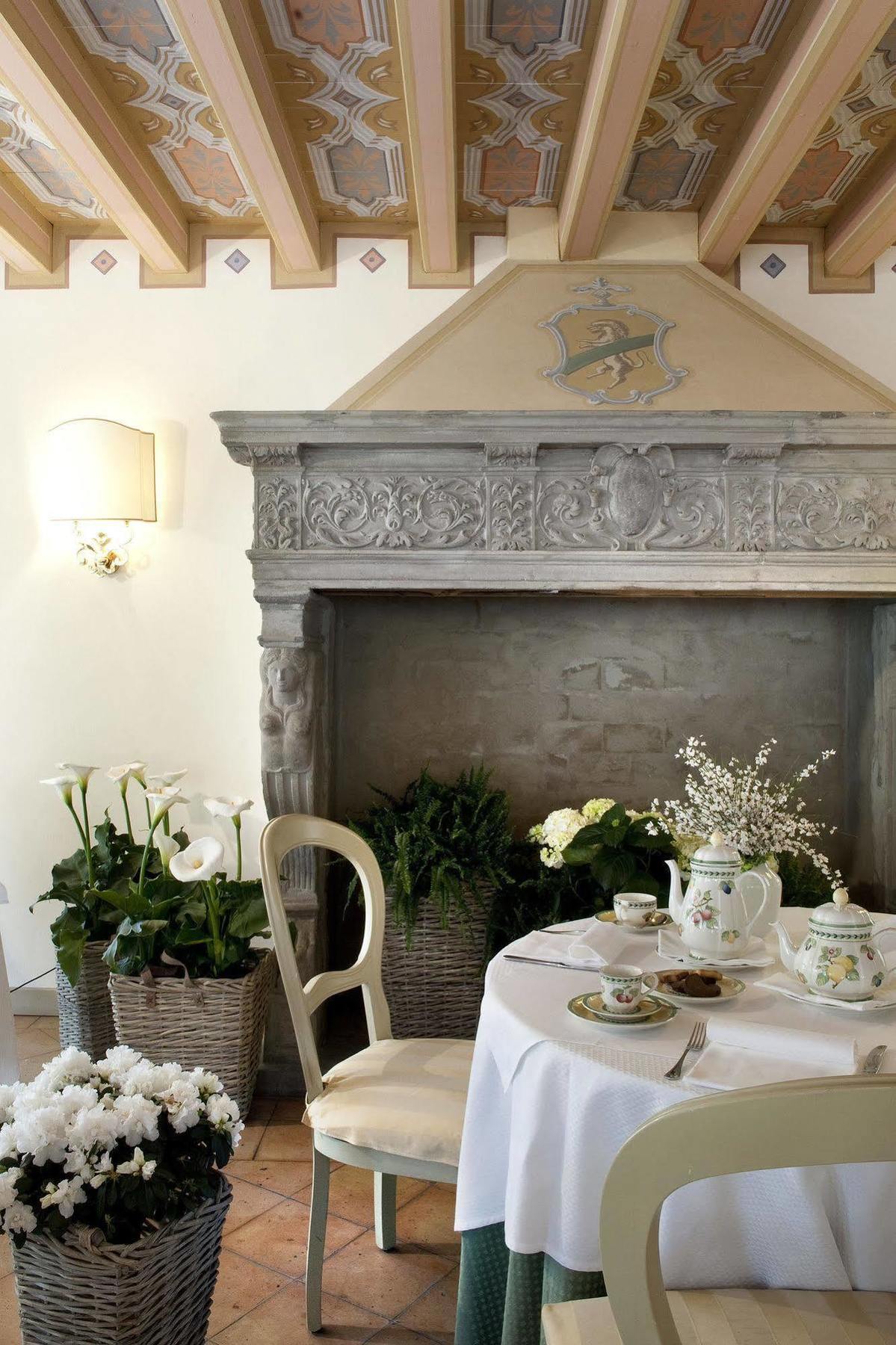 Romantik Hotel Relais Mirabella Iseo Esterno foto