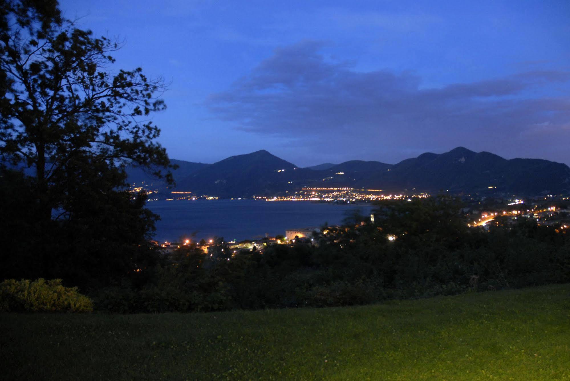 Romantik Hotel Relais Mirabella Iseo Esterno foto